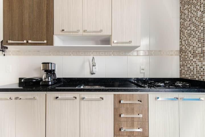 Self Check-In Wi-Fi , 2 Garagens, Home-Officce, Ar Quente E Frio Флоріанополіс Екстер'єр фото